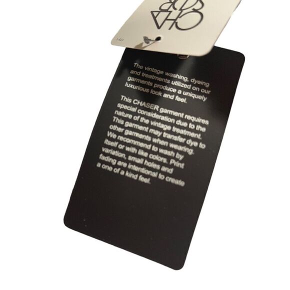 COPY - NWT Chaser
White Lips Tee Shirt
Size: L - Picture 9 of 9